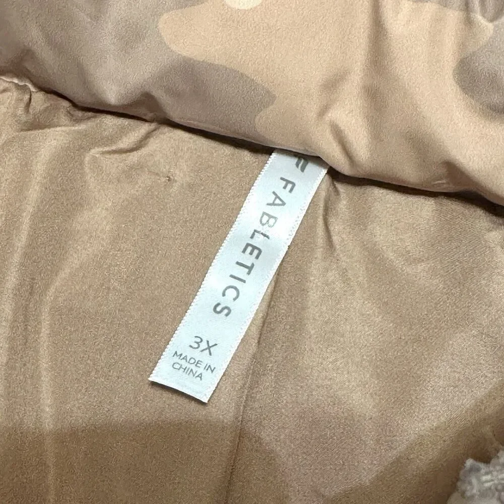 Fabletics Jacket Wander Cropped Puffer Womens Size 3X Beige Teddy Camo Full-Zip - Picture 3 of 10